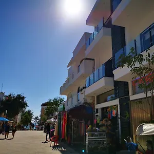 Paz-2 Norte Estudios , Playa del Carmen Mexiko